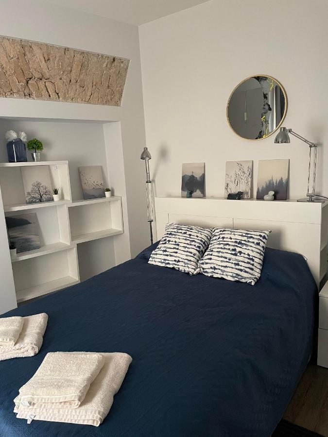 American Flat In The Heart Of Вильнюс Экстерьер фото